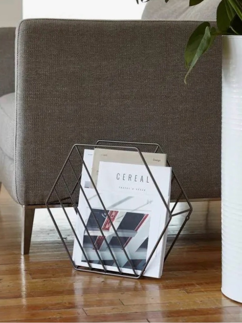 Umbra Geometric Metal Magazine Rack Black Modern Wire File Holder